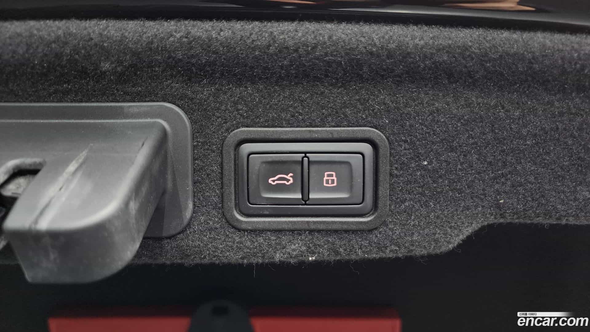 A8 Audi 2014.7-OPTION-021