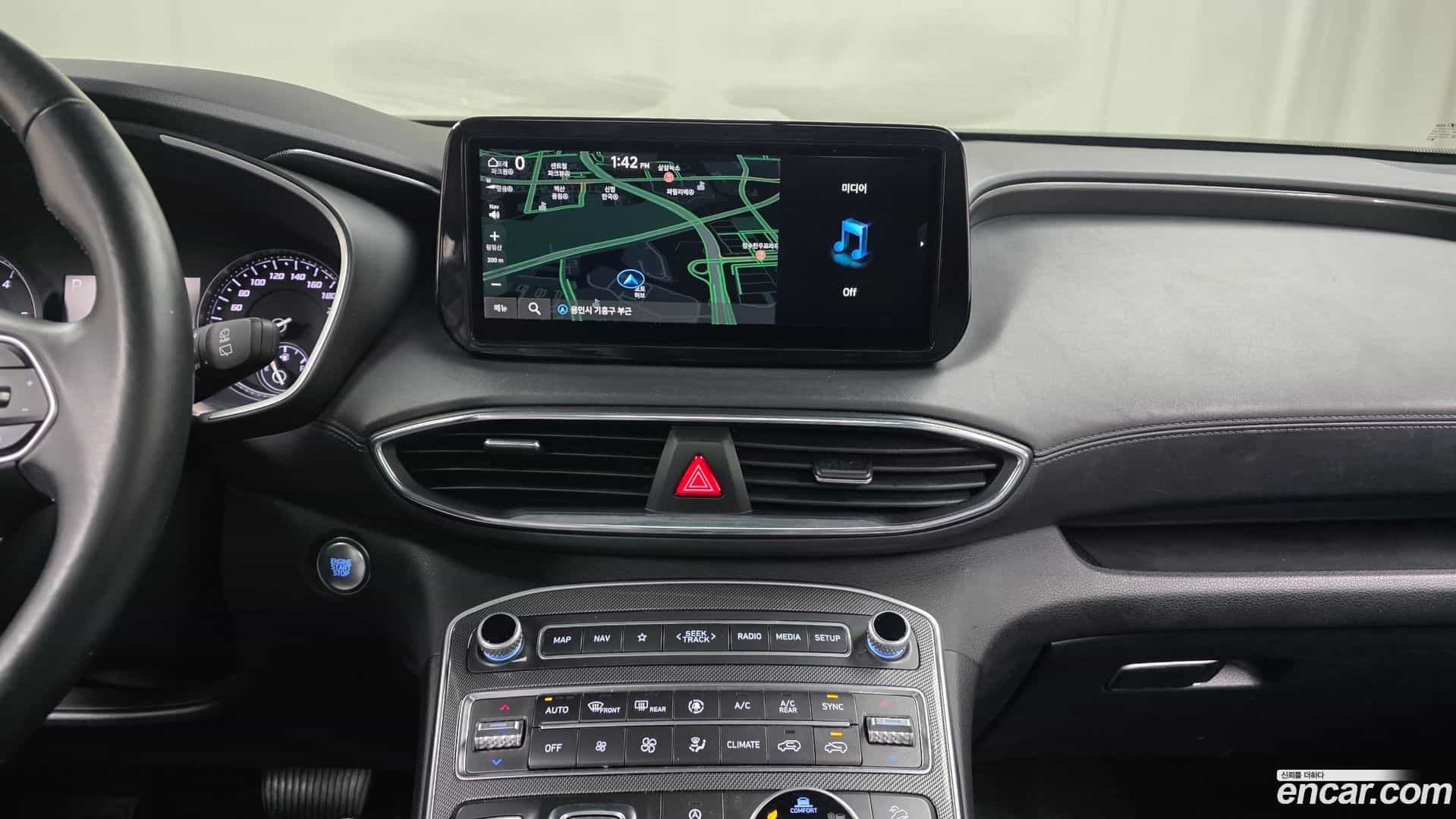 Santafe Hyundai 2023.6-OPTION-018