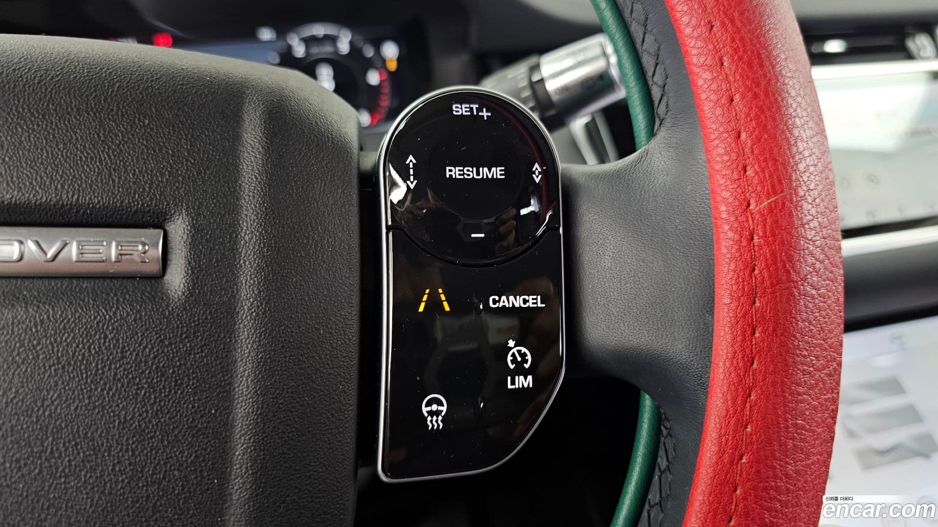 Main__Slider__Photo:Range Rover Evoque Land Rover 2019.6-16