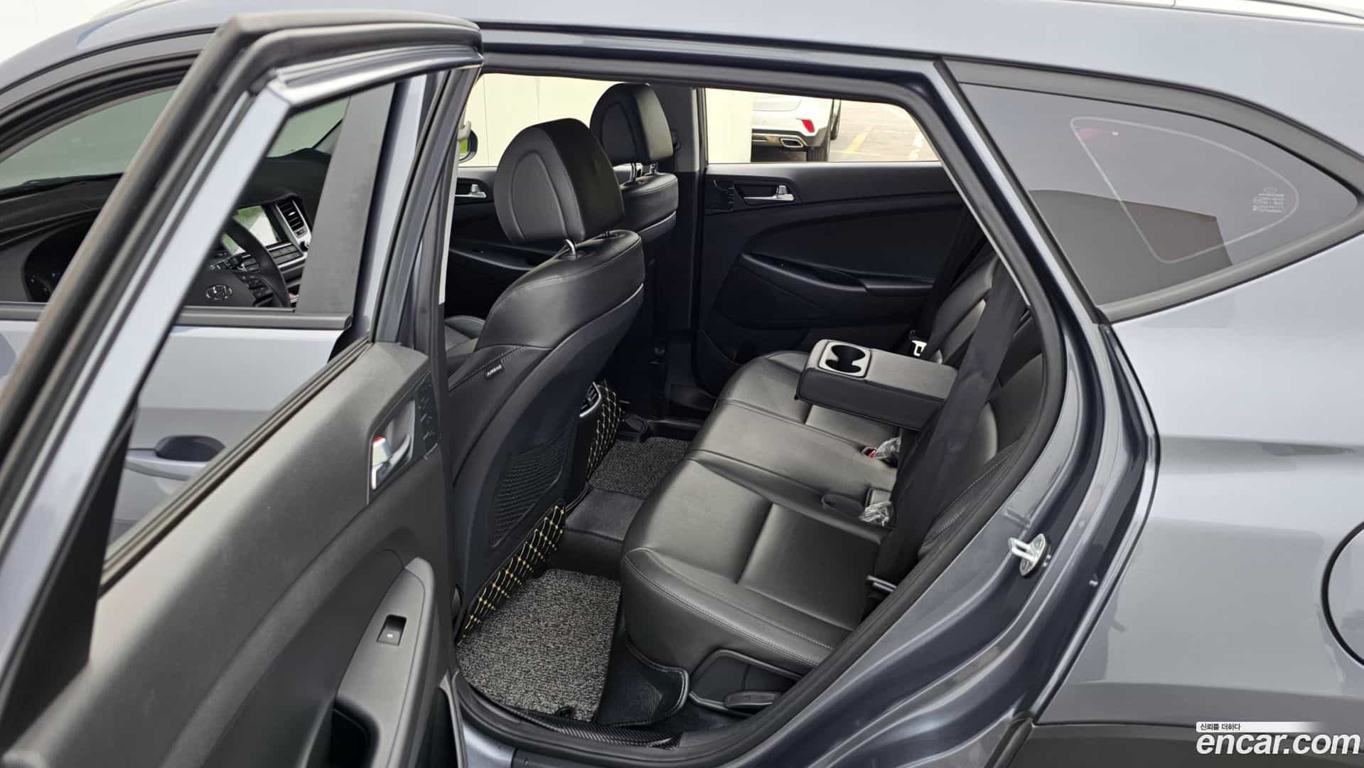 Tucson Hyundai 2018.3-OPTION-021