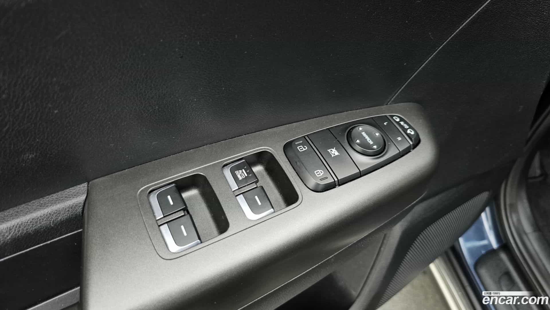 Sportage Kia 2016.0-OPTION-024
