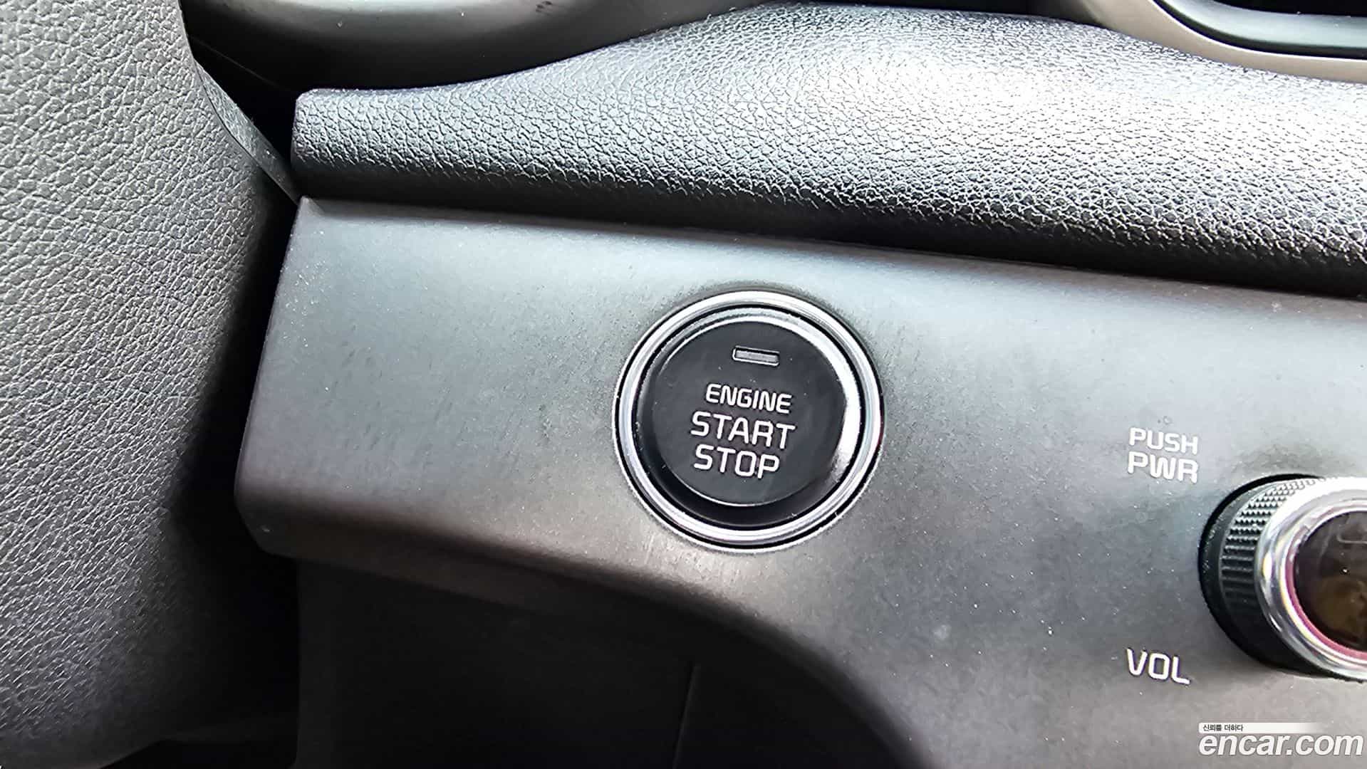 Sportage Kia 2016.0-OPTION-041