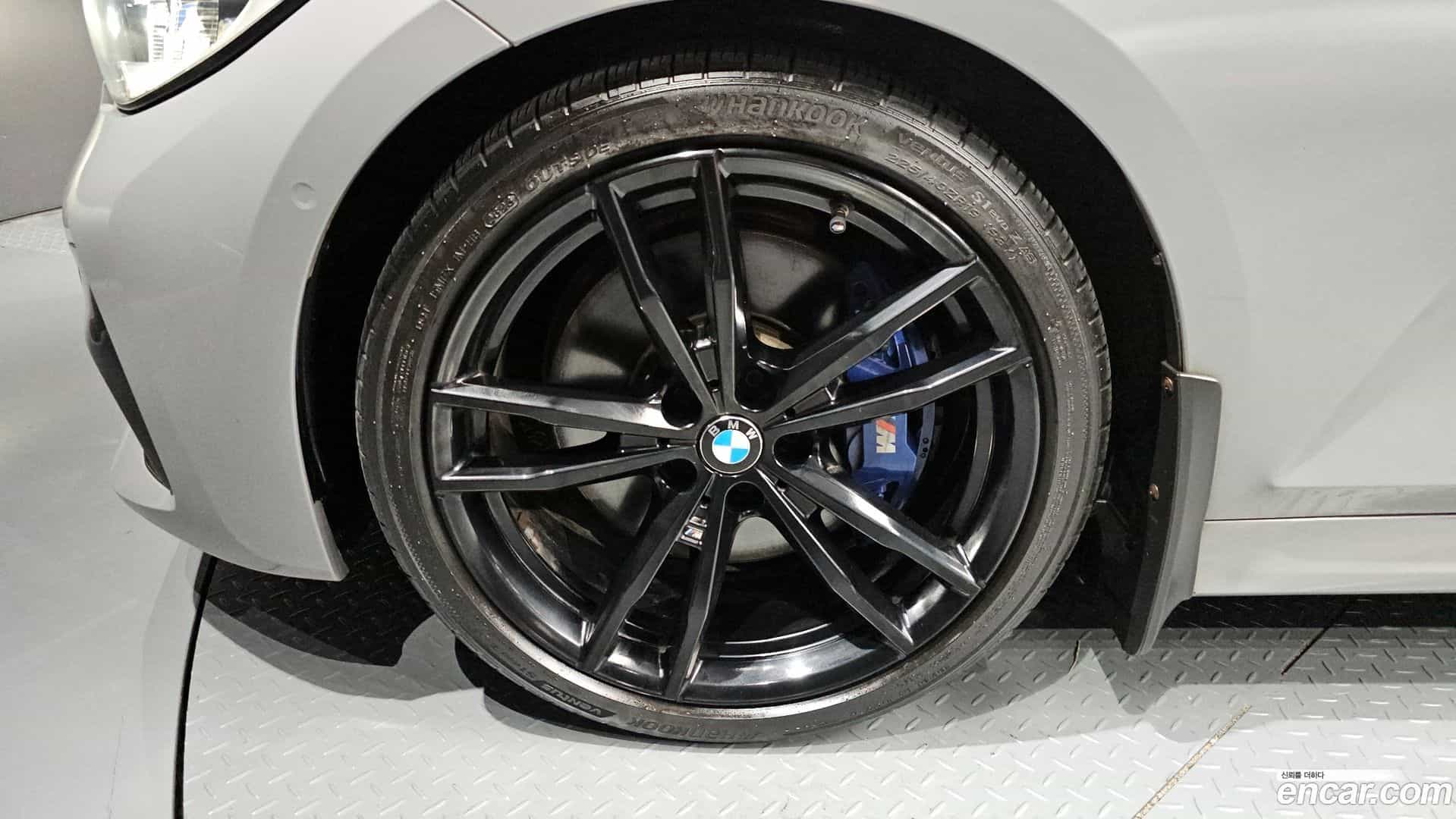 3-Series BMW 2019.10-OUTER-005