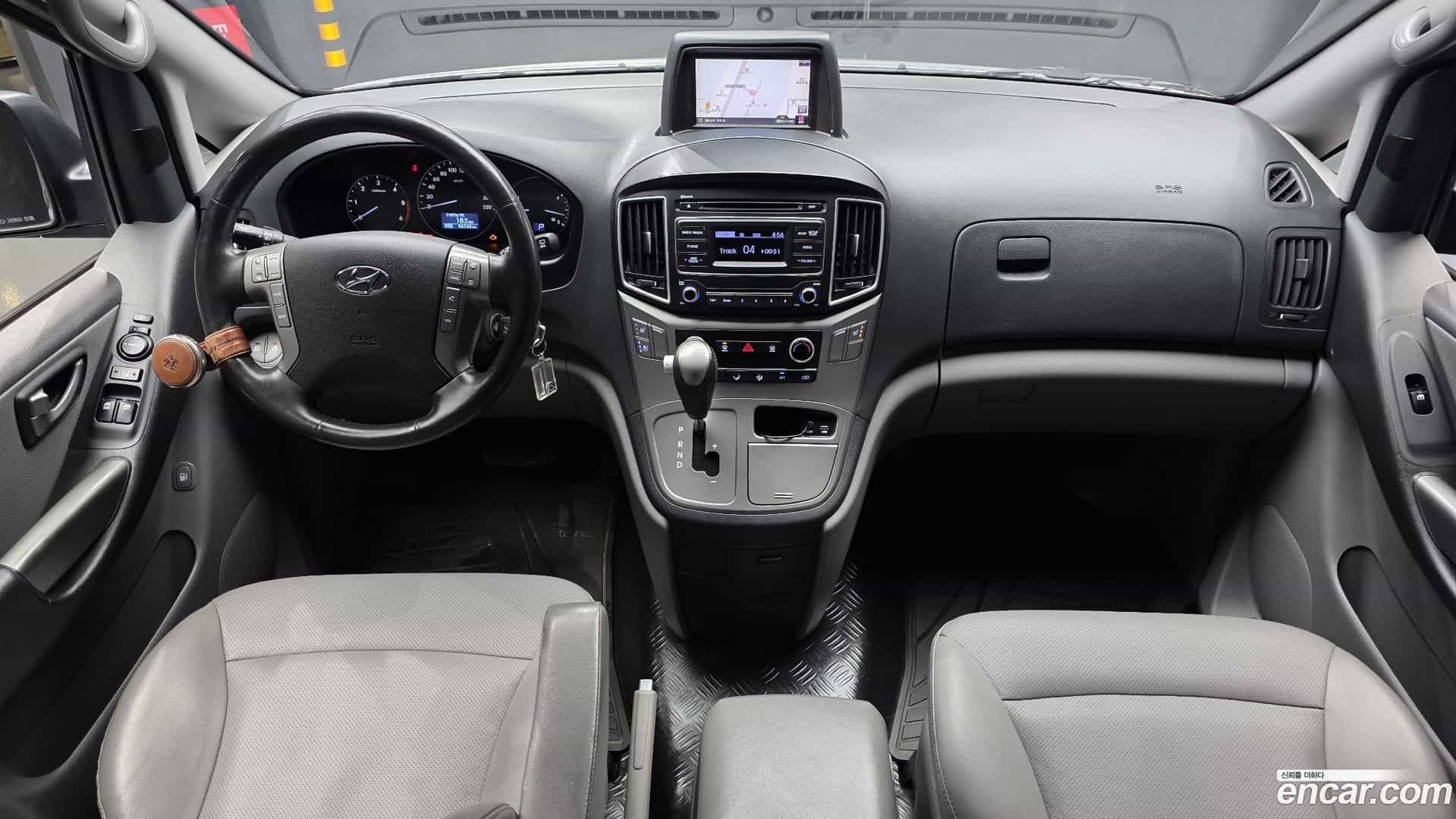 Starex Hyundai 2018.10-INNER-007