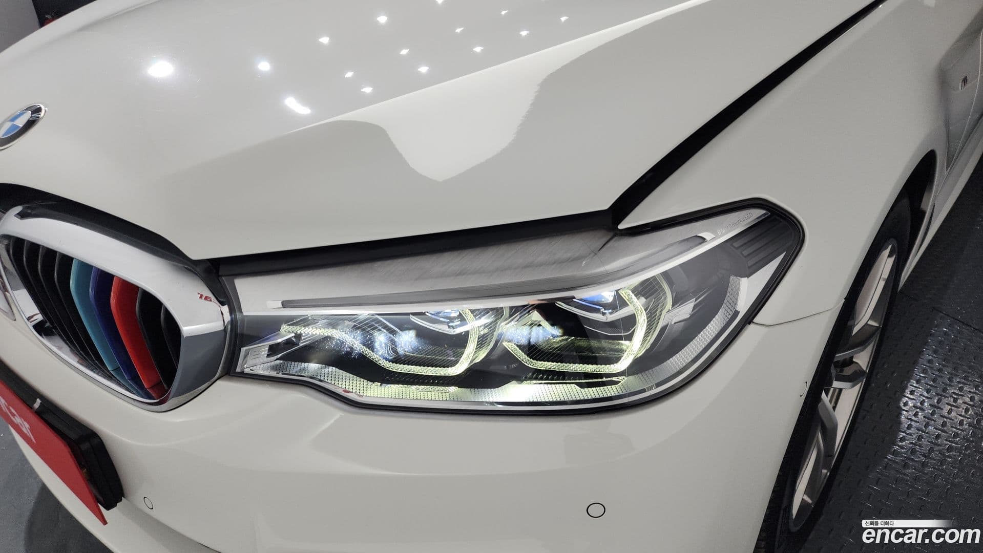 Main__Slider__Photo:5-Series BMW 2017.6-21