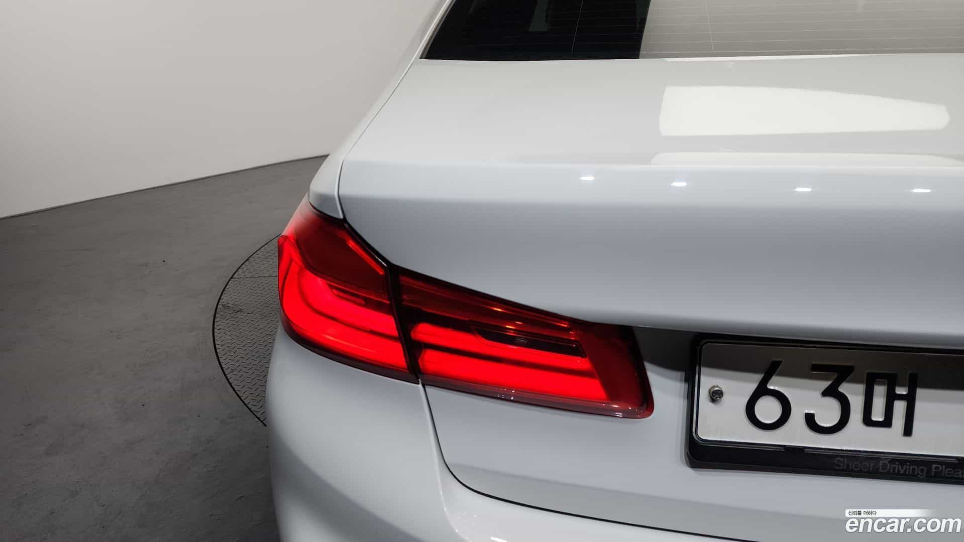 5-Series BMW 2017.6-OUTER-033