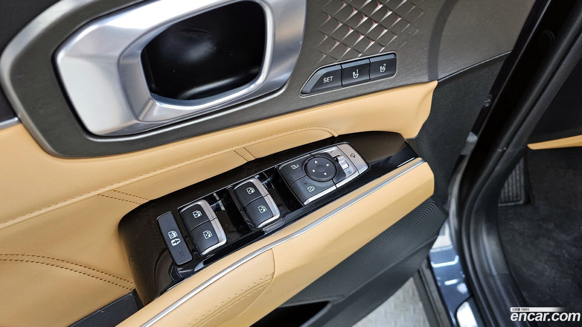 Main__Slider__Photo:Sorento Kia 2022.7-27