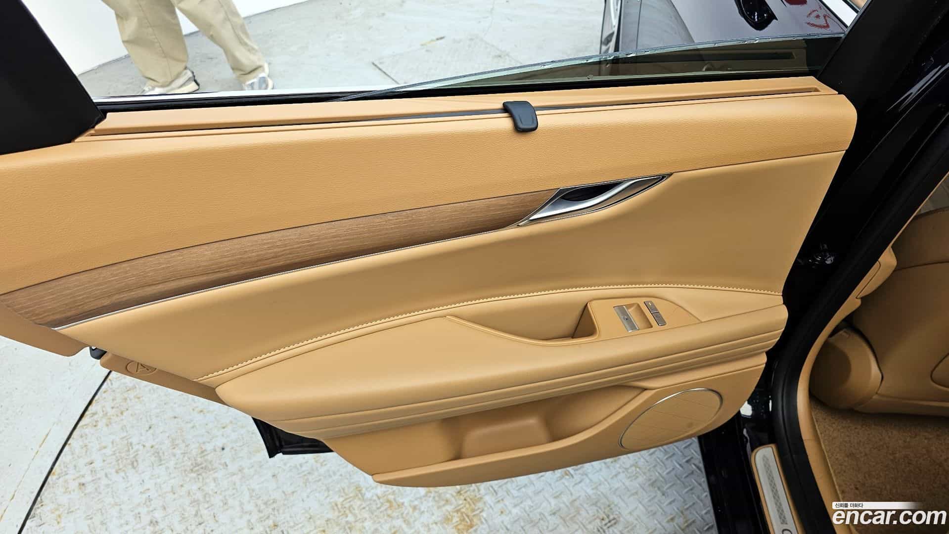 G80 Genesis 2024.2-INNER-035