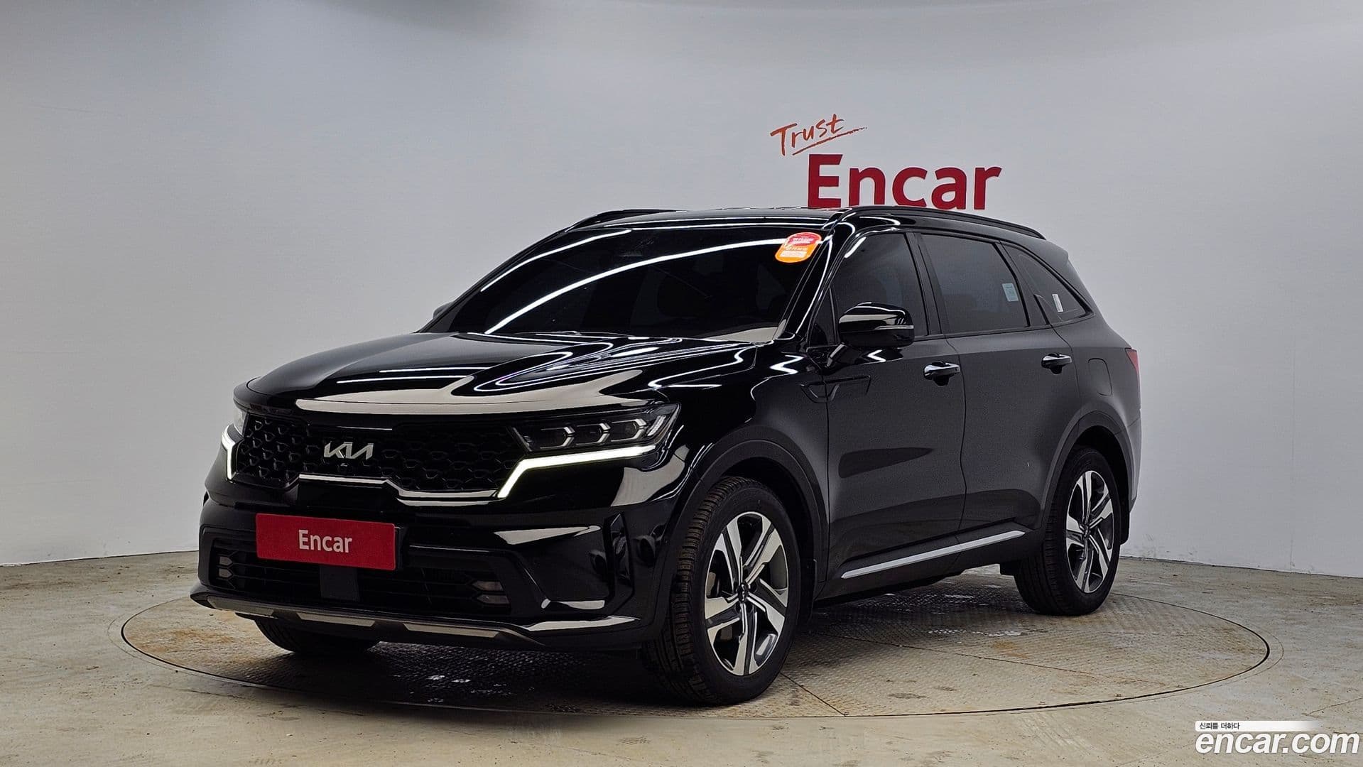 Main__Slider__Photo:Sorento Kia 2022.3-0
