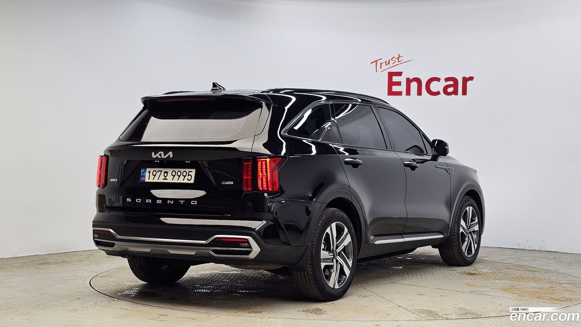 Main__Slider__Photo:Sorento Kia 2022.3-1