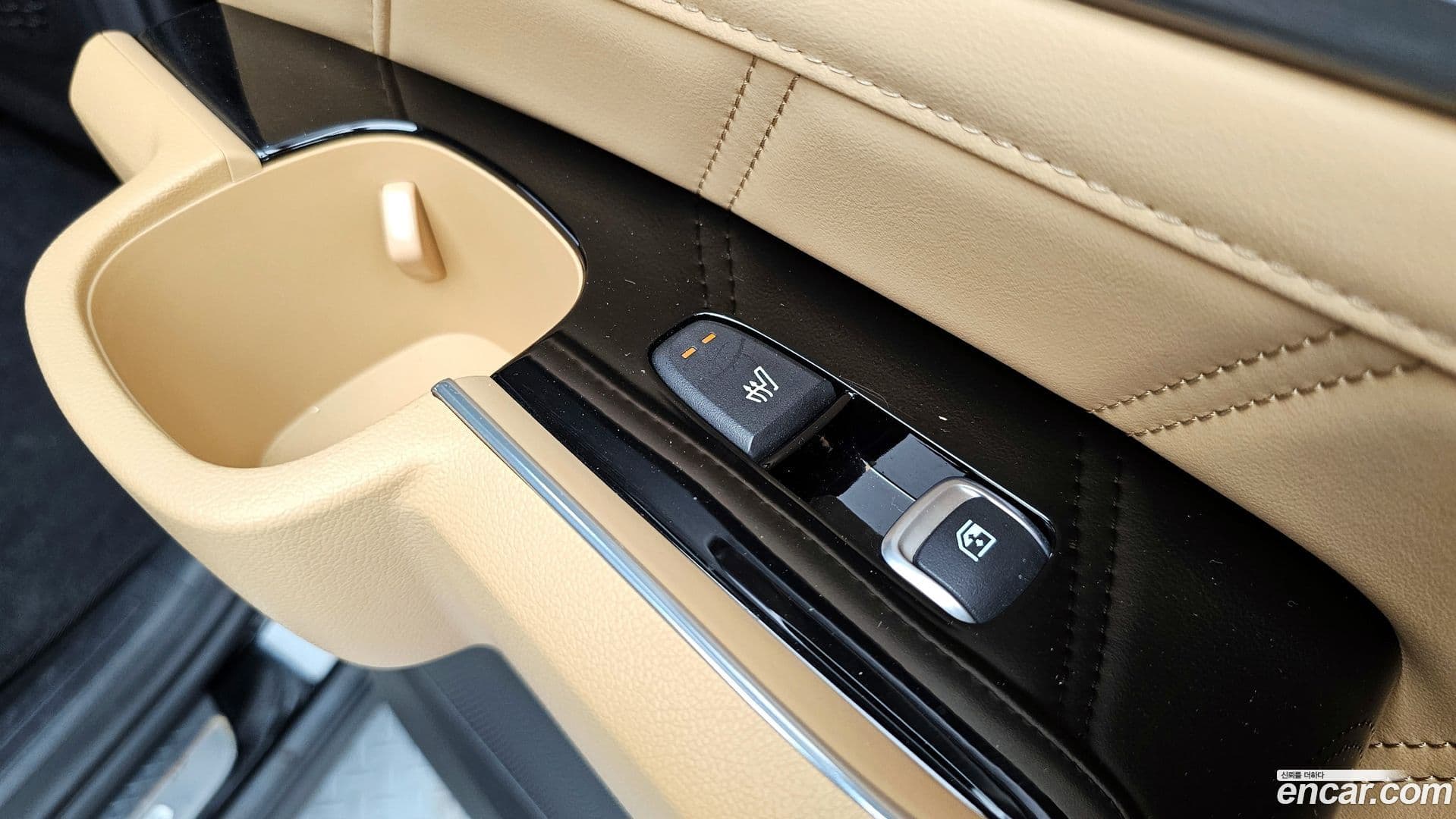 Main__Slider__Photo:Sorento Kia 2022.3-15