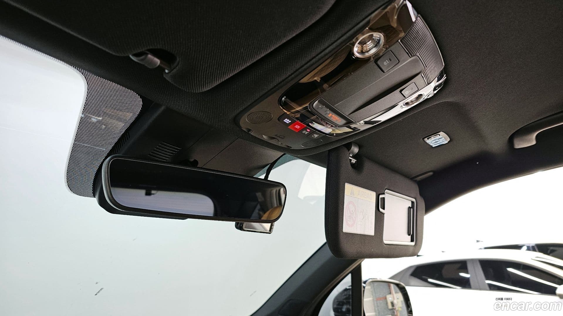 Main__Slider__Photo:Sorento Kia 2022.3-17