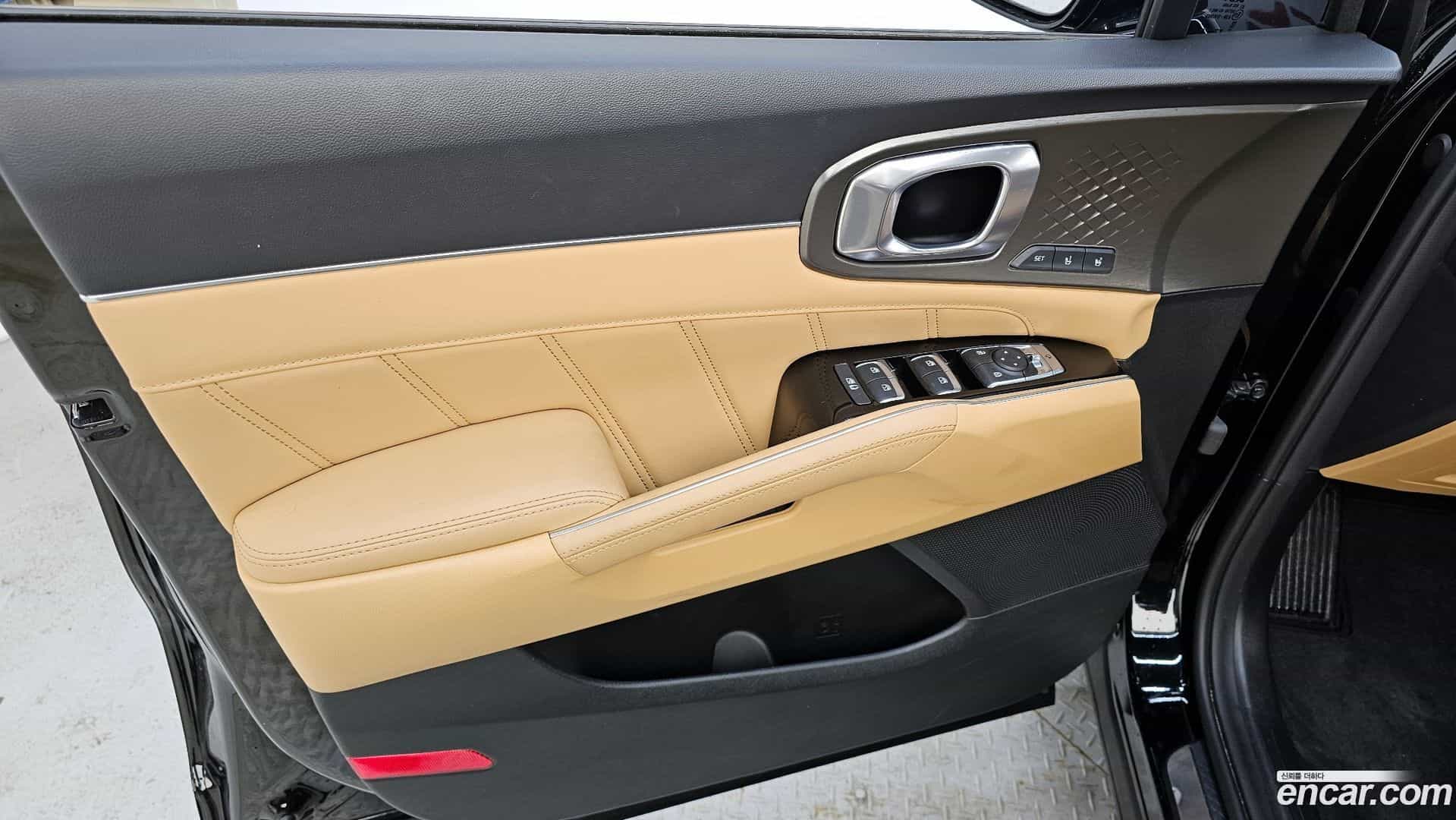 Sorento Kia 2022.3-INNER-034