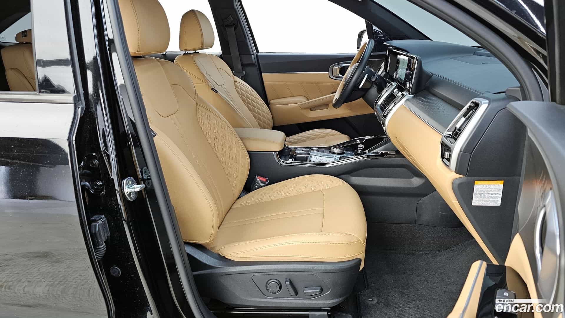 Sorento Kia 2022.3-INNER-036