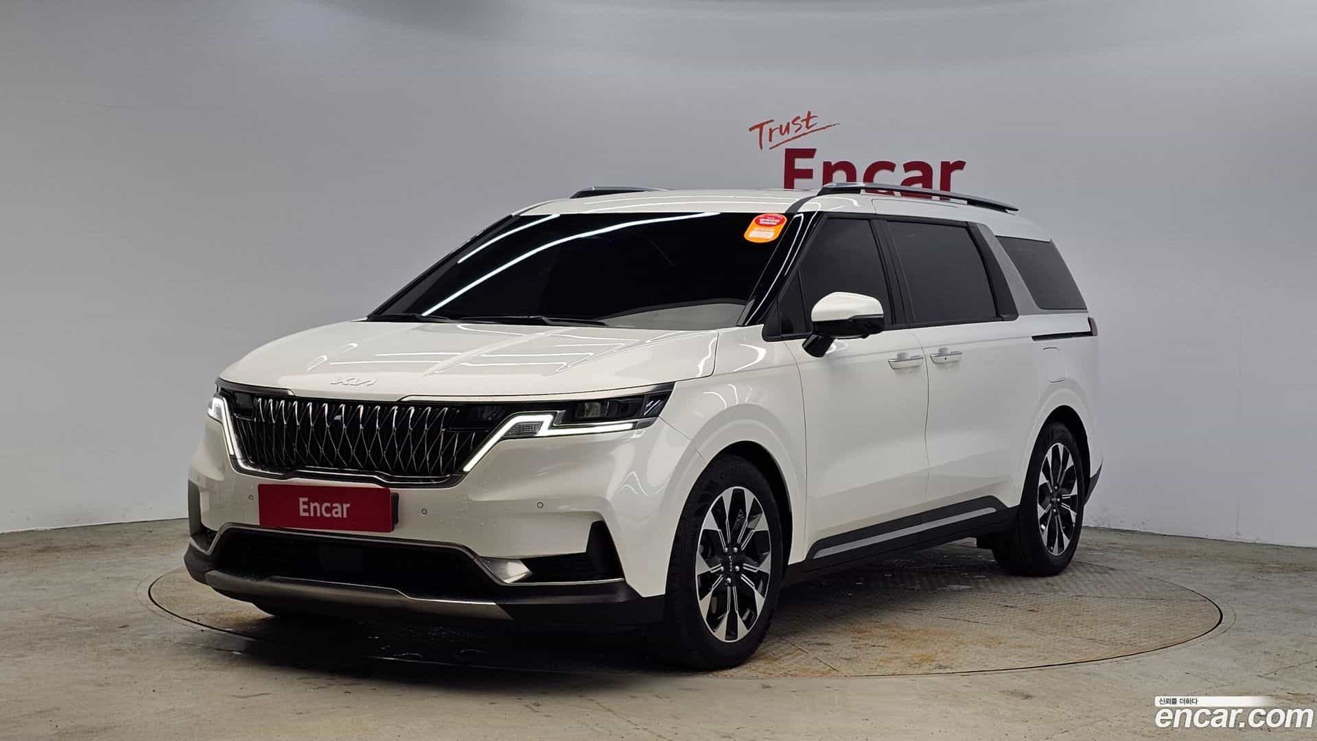 Canival Kia 2023.2-OUTER-001