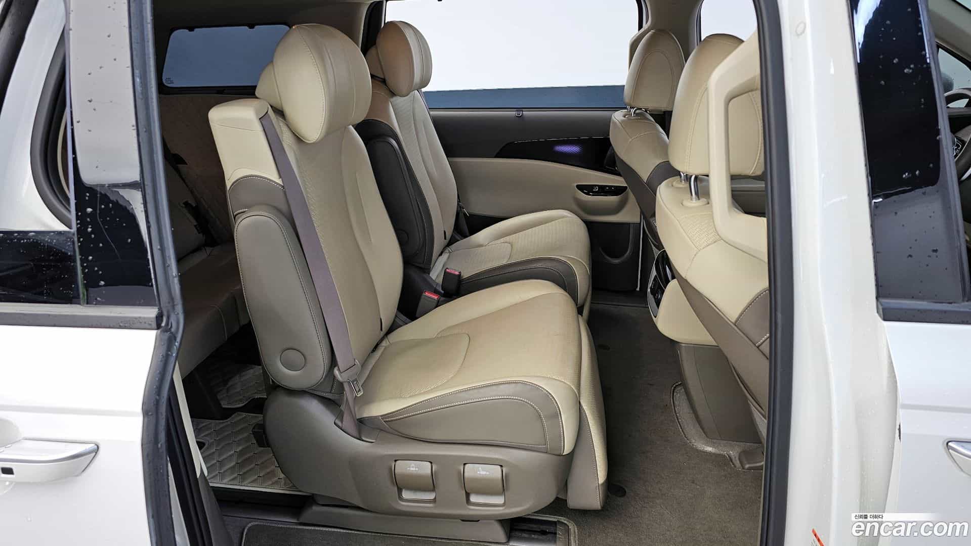 Canival Kia 2023.2-OPTION-015