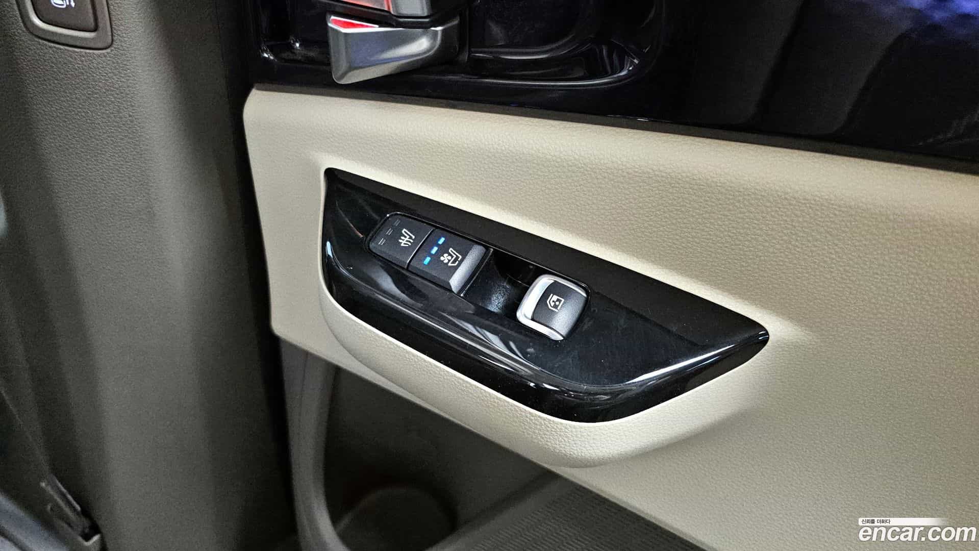 Canival Kia 2023.2-OPTION-023