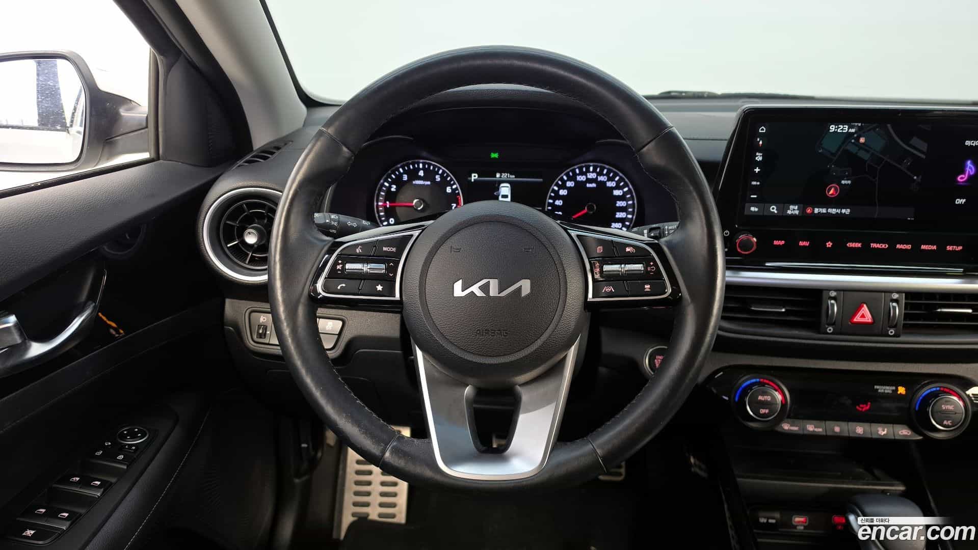 K3 Kia 2023.3-OPTION-016