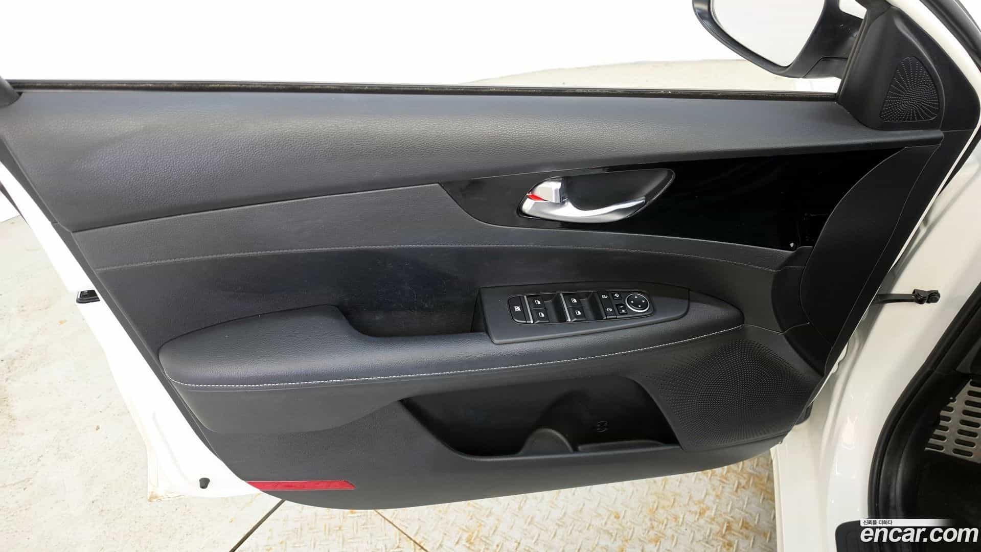 K3 Kia 2023.3-INNER-034
