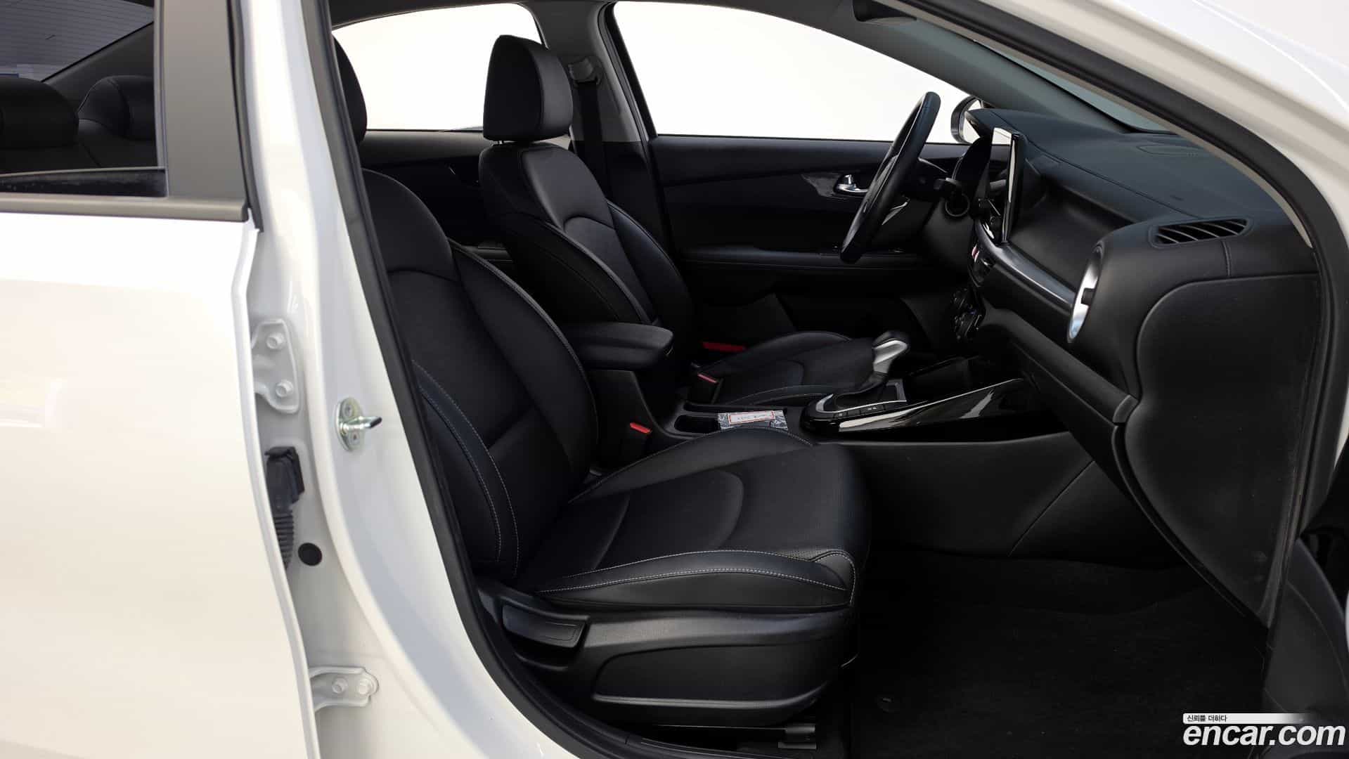 K3 Kia 2023.3-INNER-036