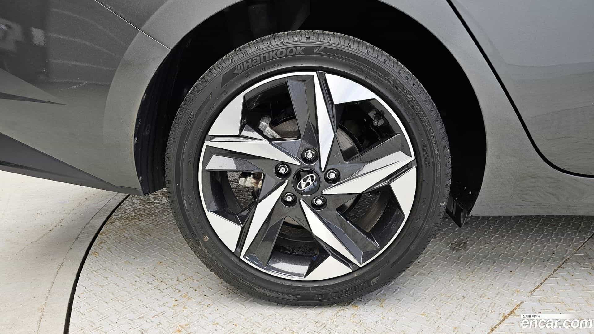 AVANTE Hyundai 2022.1-OUTER-005