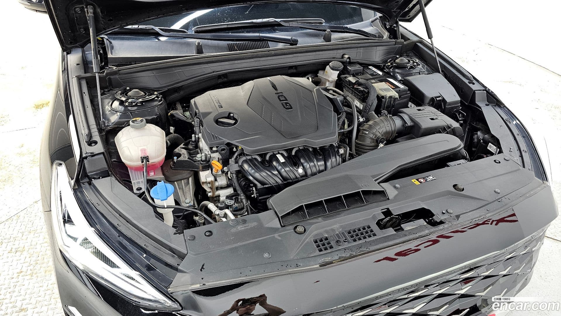 Main__Slider__Photo:K8 Kia 2023.2-5