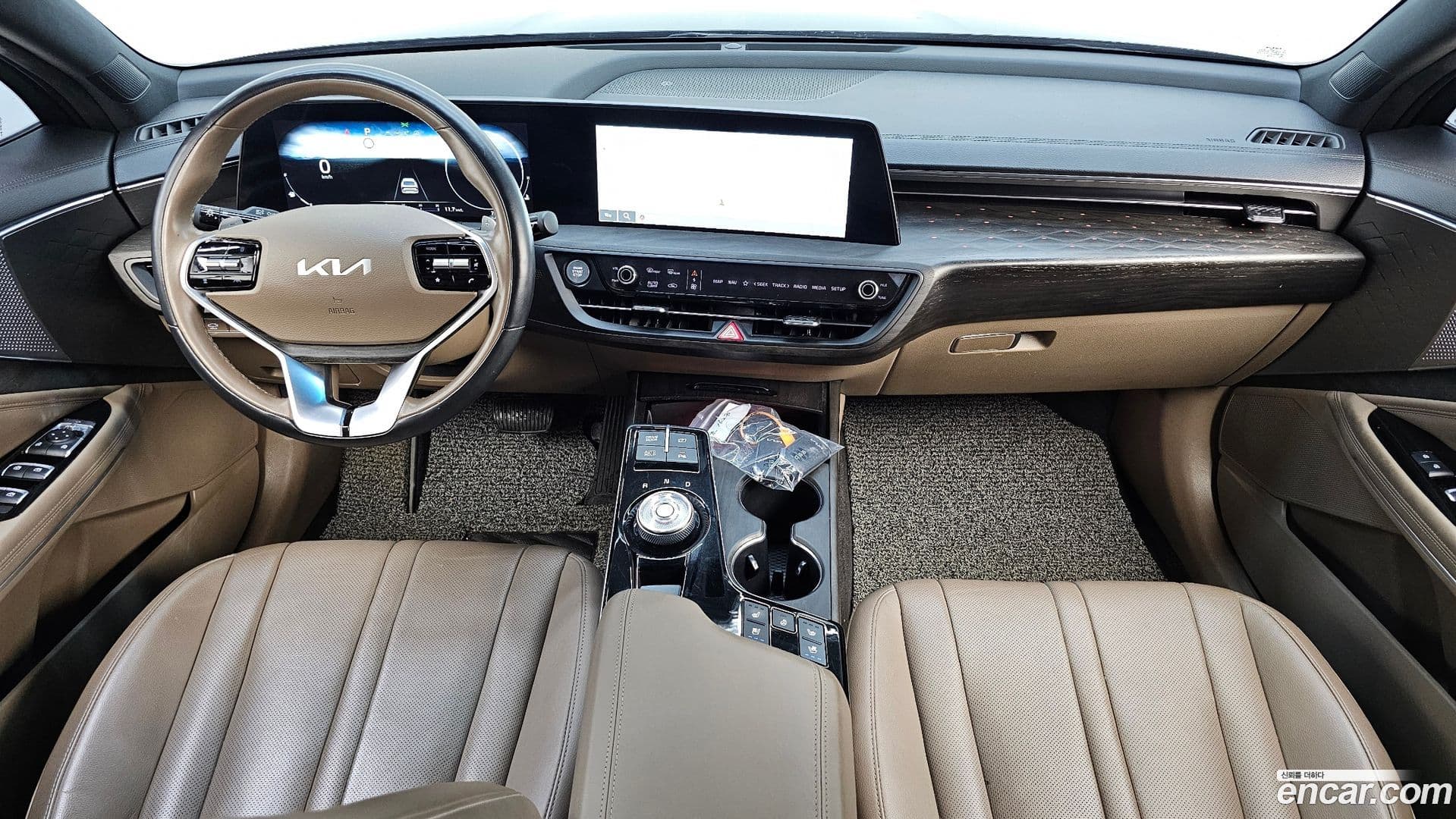 Main__Slider__Photo:K8 Kia 2023.2-6