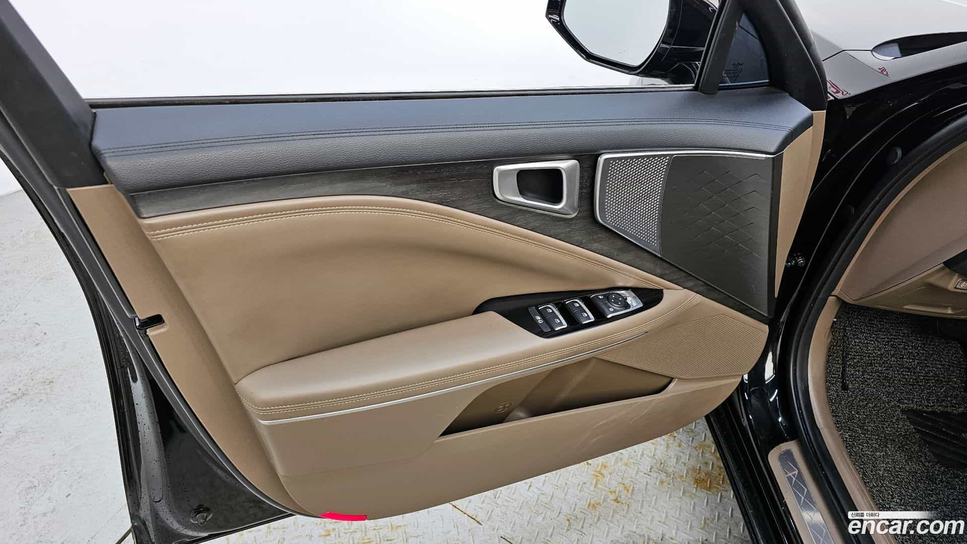 K8 Kia 2023.2-INNER-034