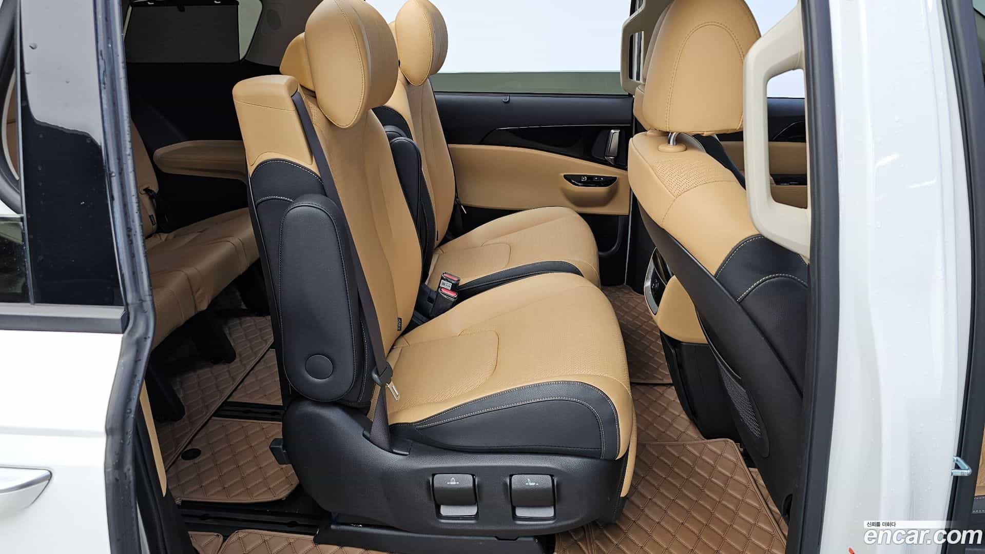 Canival Kia 2022.10-OPTION-015