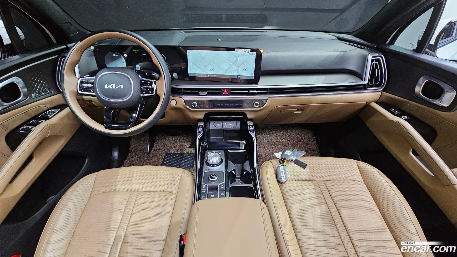 Main__Slider__Photo:Sorento Kia 2024.0-6