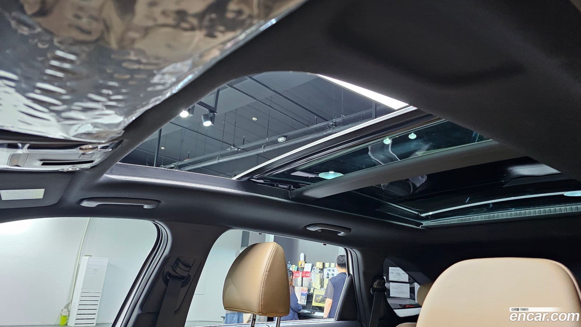 Main__Slider__Photo:Sorento Kia 2024.0-15