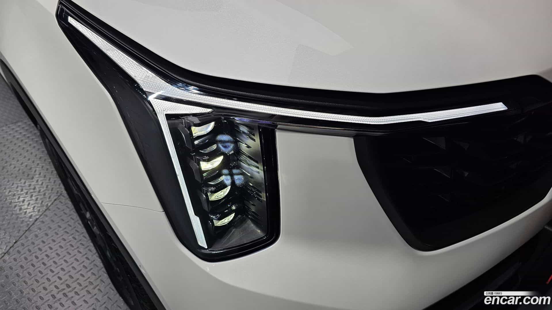 Sorento Kia 2024.0-OUTER-032