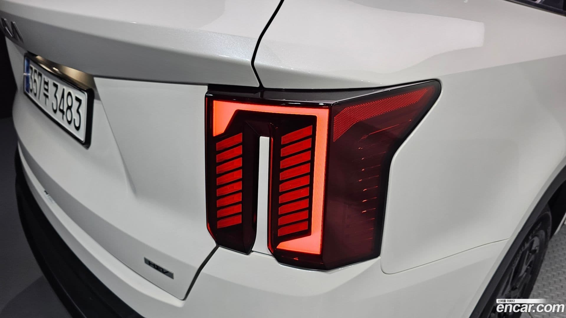 Main__Slider__Photo:Sorento Kia 2024.0-22