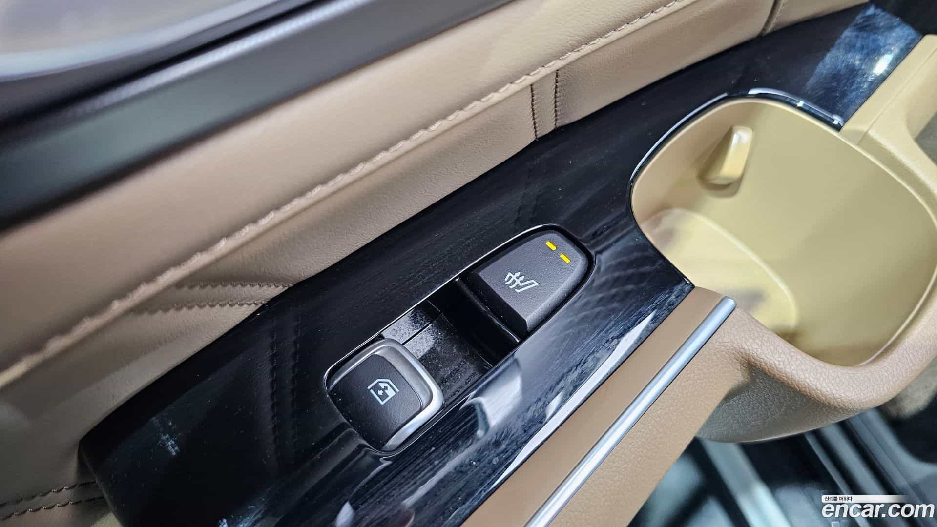 Sorento Kia 2024.0-OPTION-040