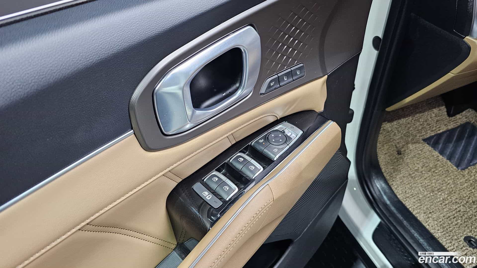 Sorento Kia 2024.0-OPTION-041