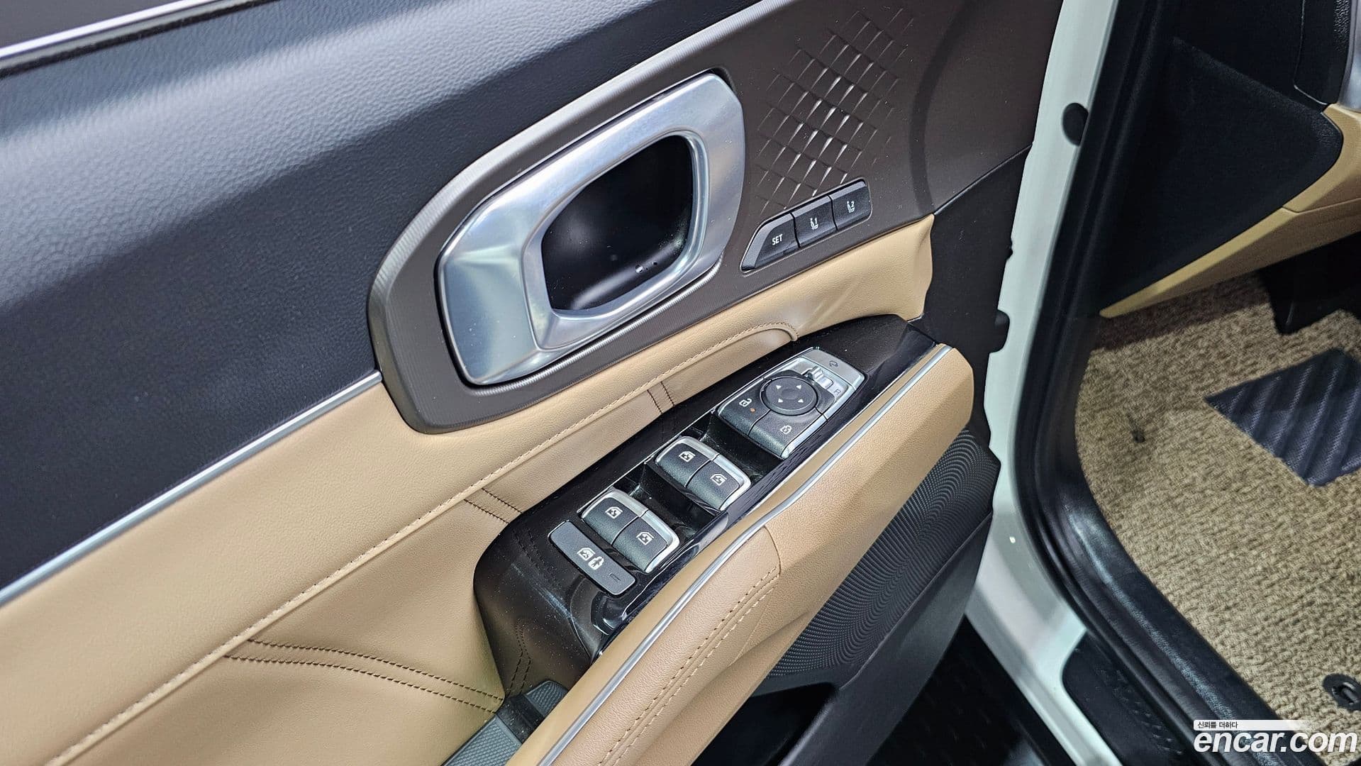 Main__Slider__Photo:Sorento Kia 2024.0-27