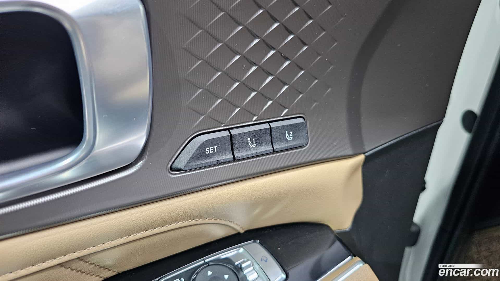 Sorento Kia 2024.0-OPTION-042
