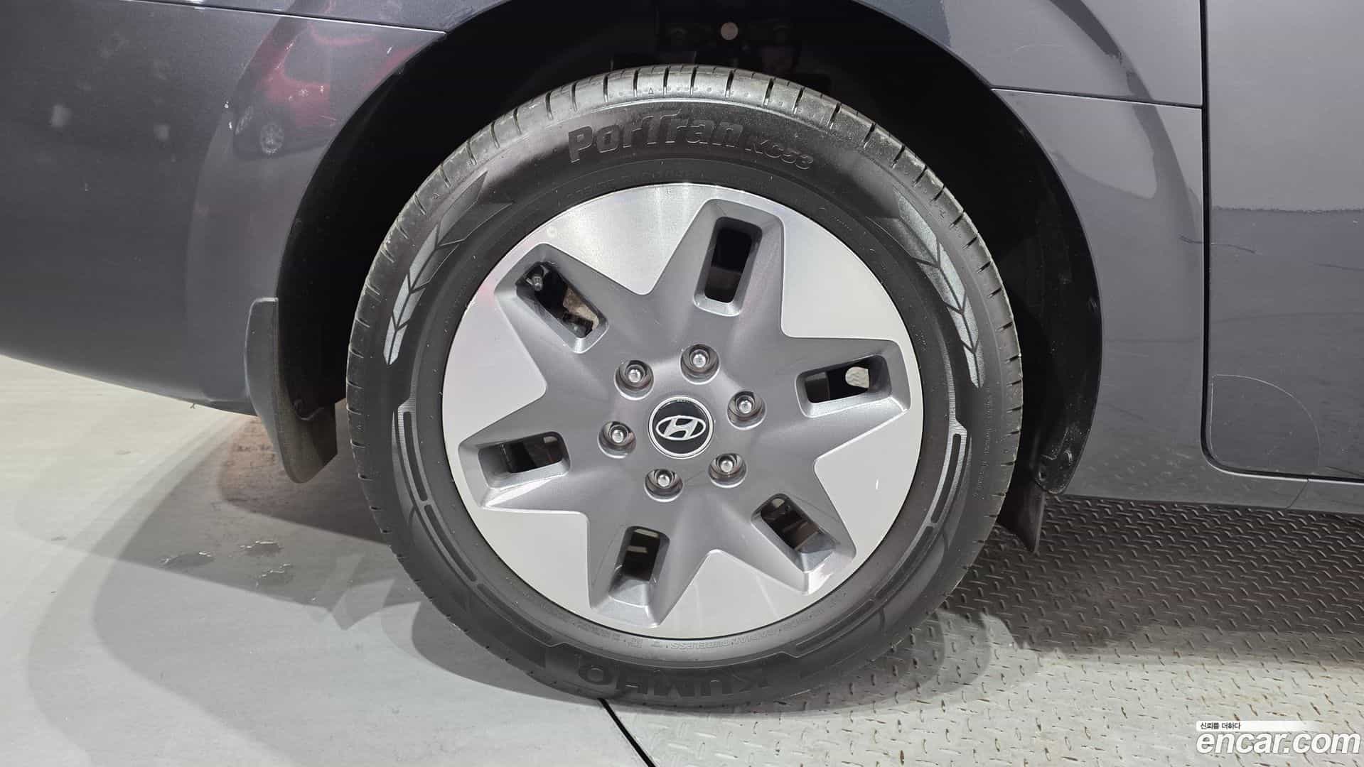 Staria Hyundai 2021.4-OUTER-005