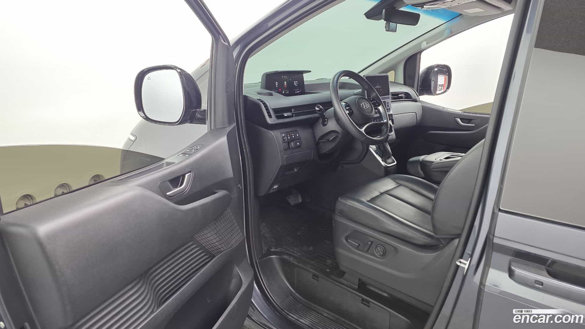 Staria Hyundai 2021.4-INNER-010