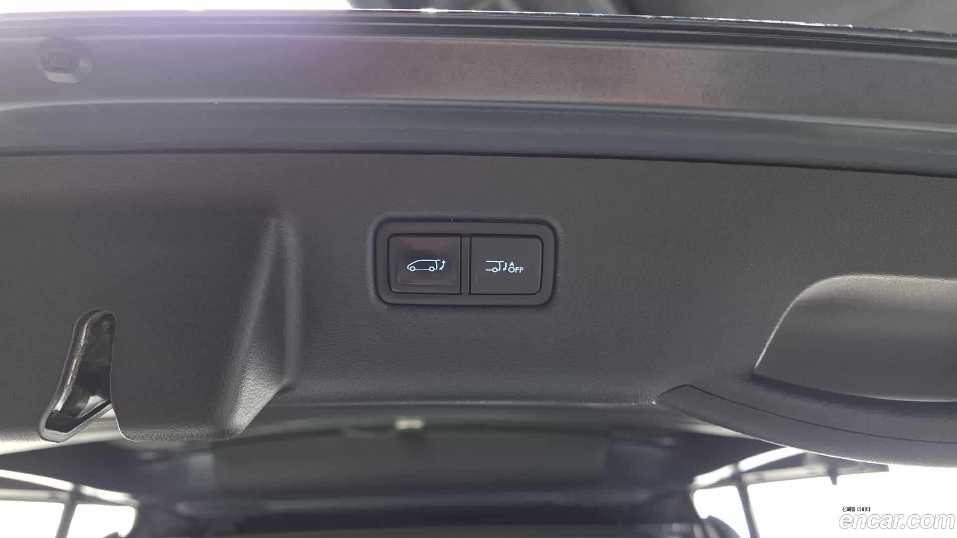 Staria Hyundai 2021.4-OPTION-024