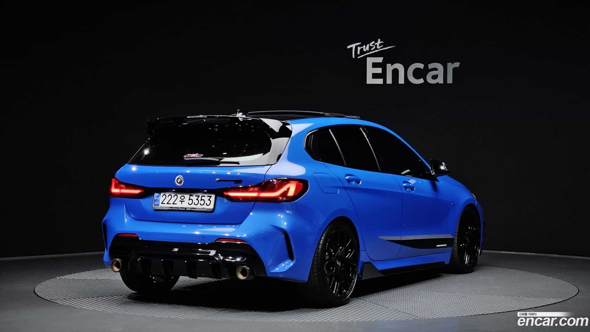 1-Series BMW 2021.2-OUTER-002