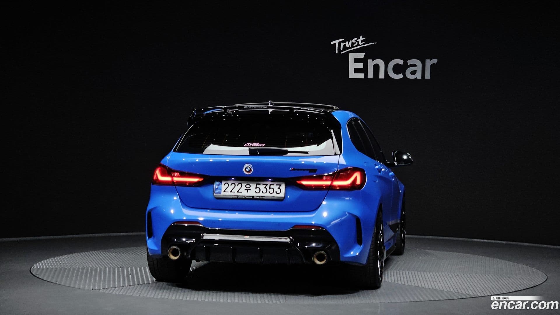Main__Slider__Photo:1-Series BMW 2021.2-3