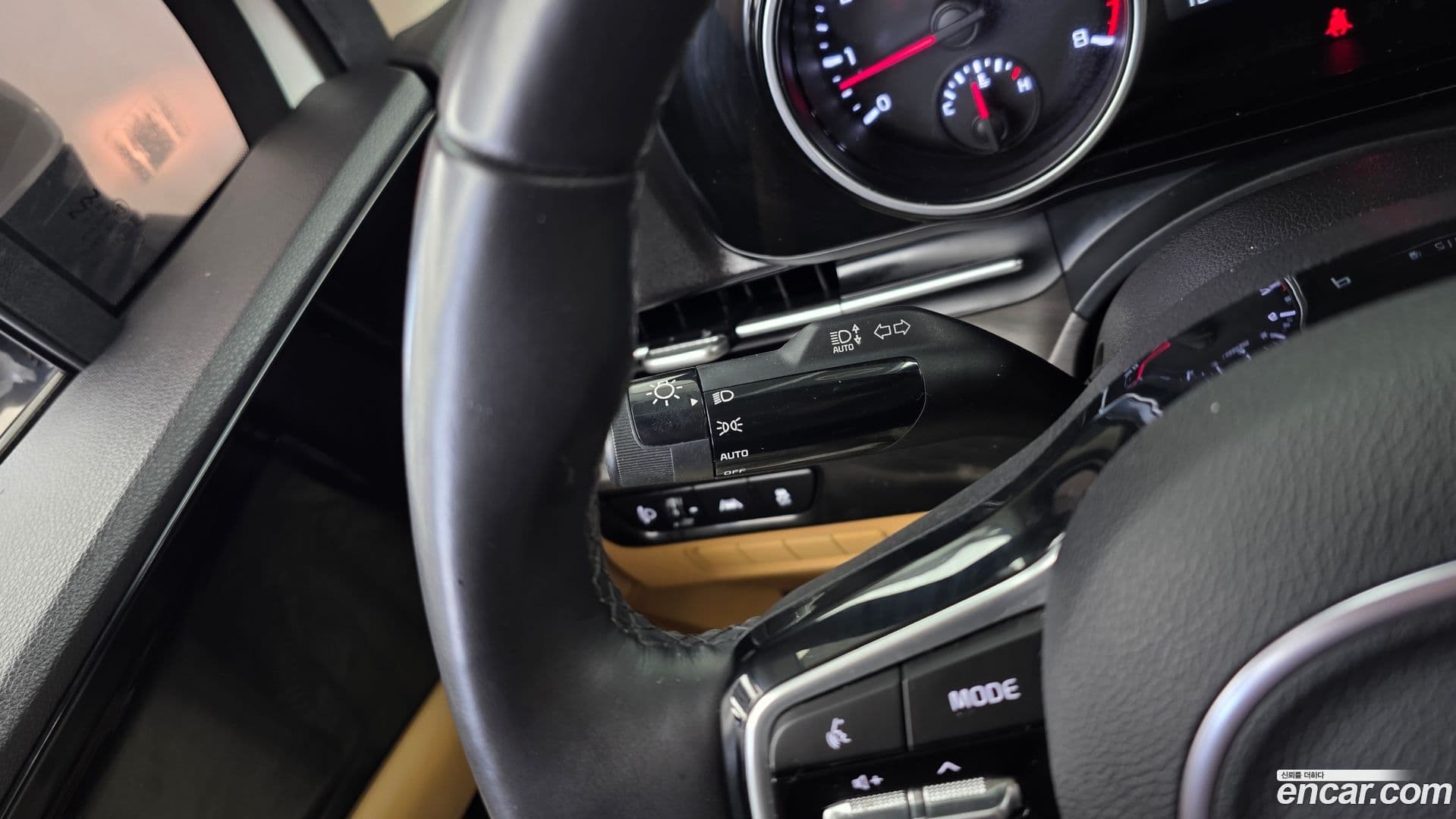 Main__Slider__Photo:Canival Kia 2023.3-27