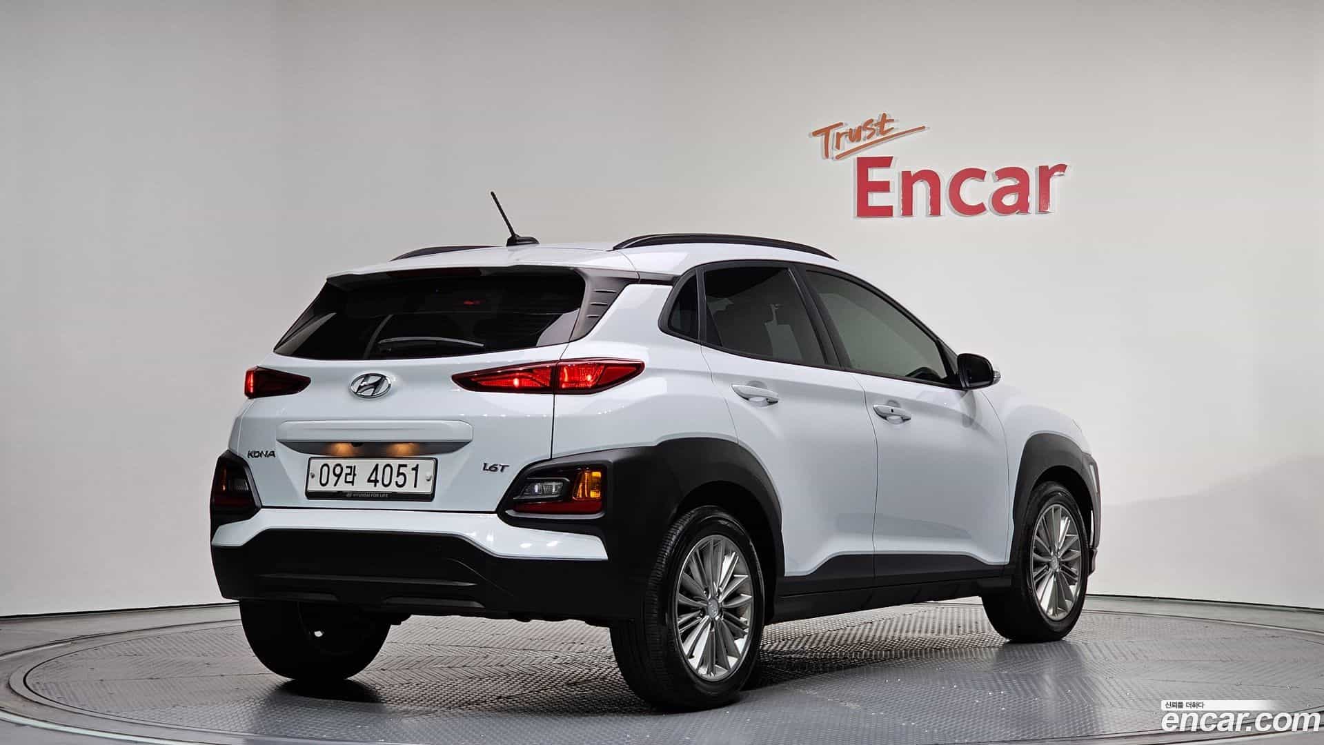 Kona Hyundai 2019.2-OUTER-002