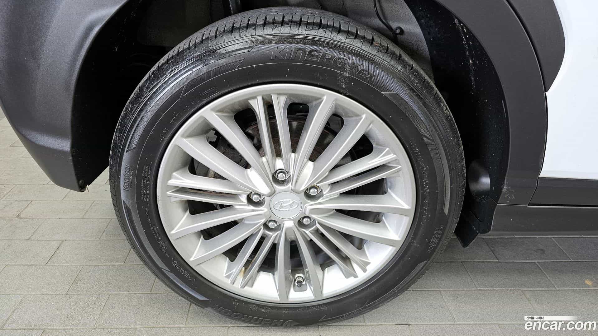 Kona Hyundai 2019.2-OUTER-005