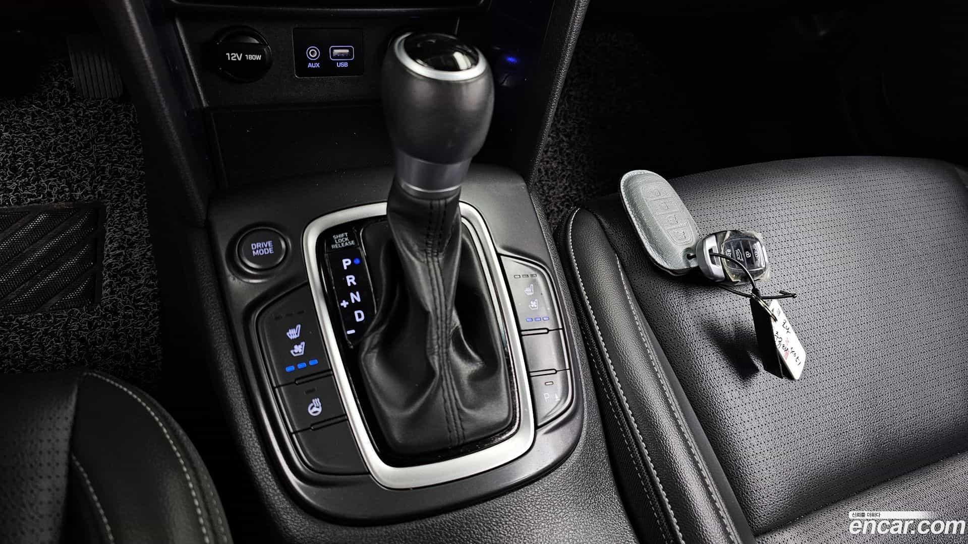 Kona Hyundai 2019.2-INNER-009