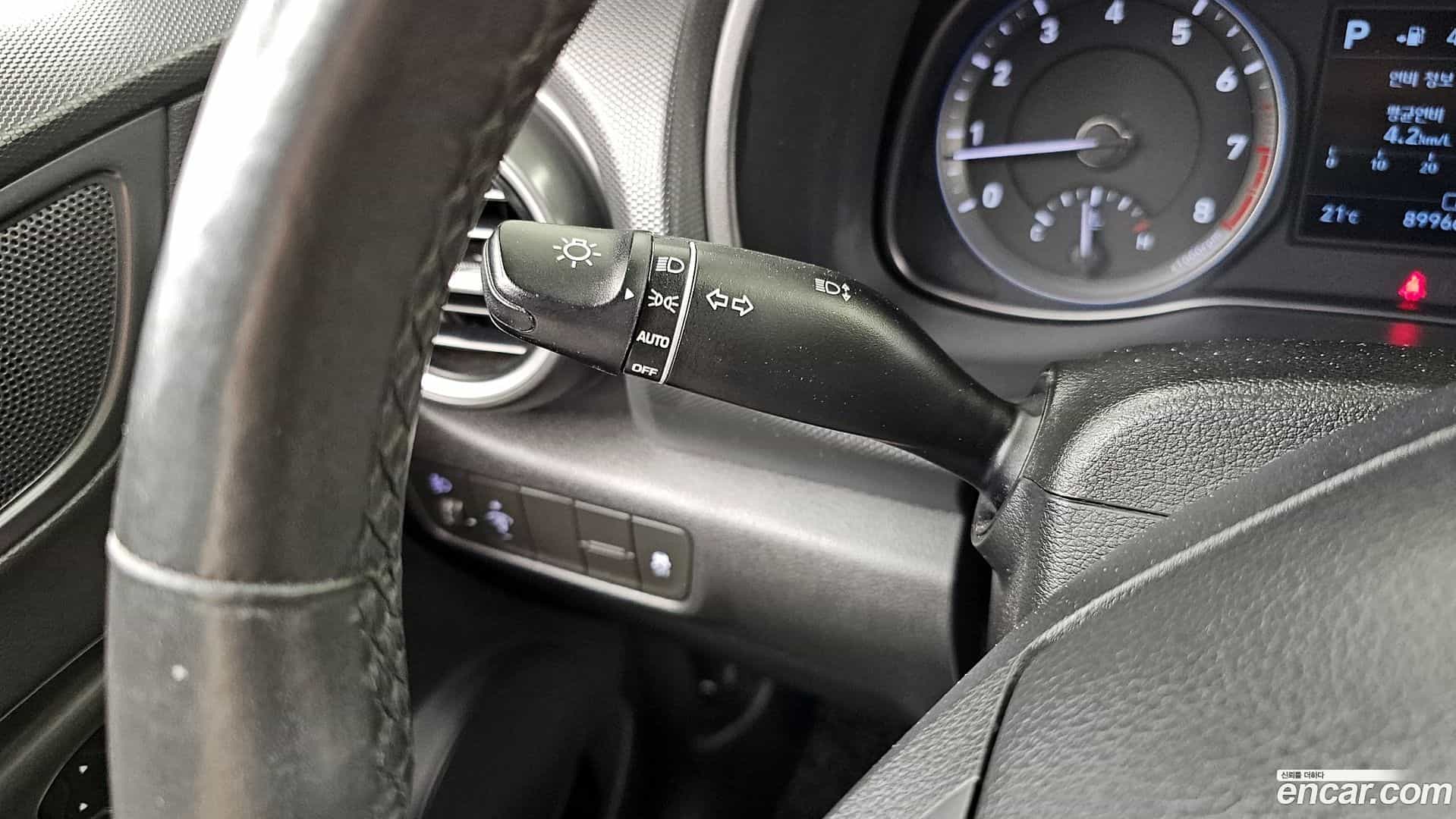 Kona Hyundai 2019.2-OPTION-018