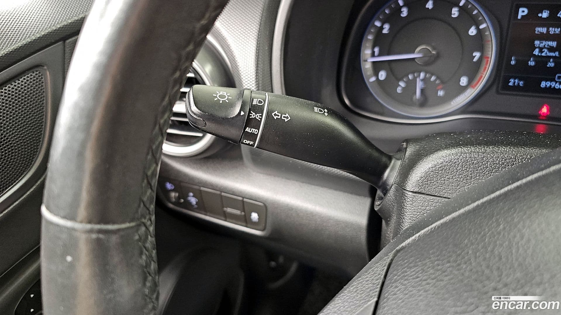 Main__Slider__Photo:Kona Hyundai 2019.2-13
