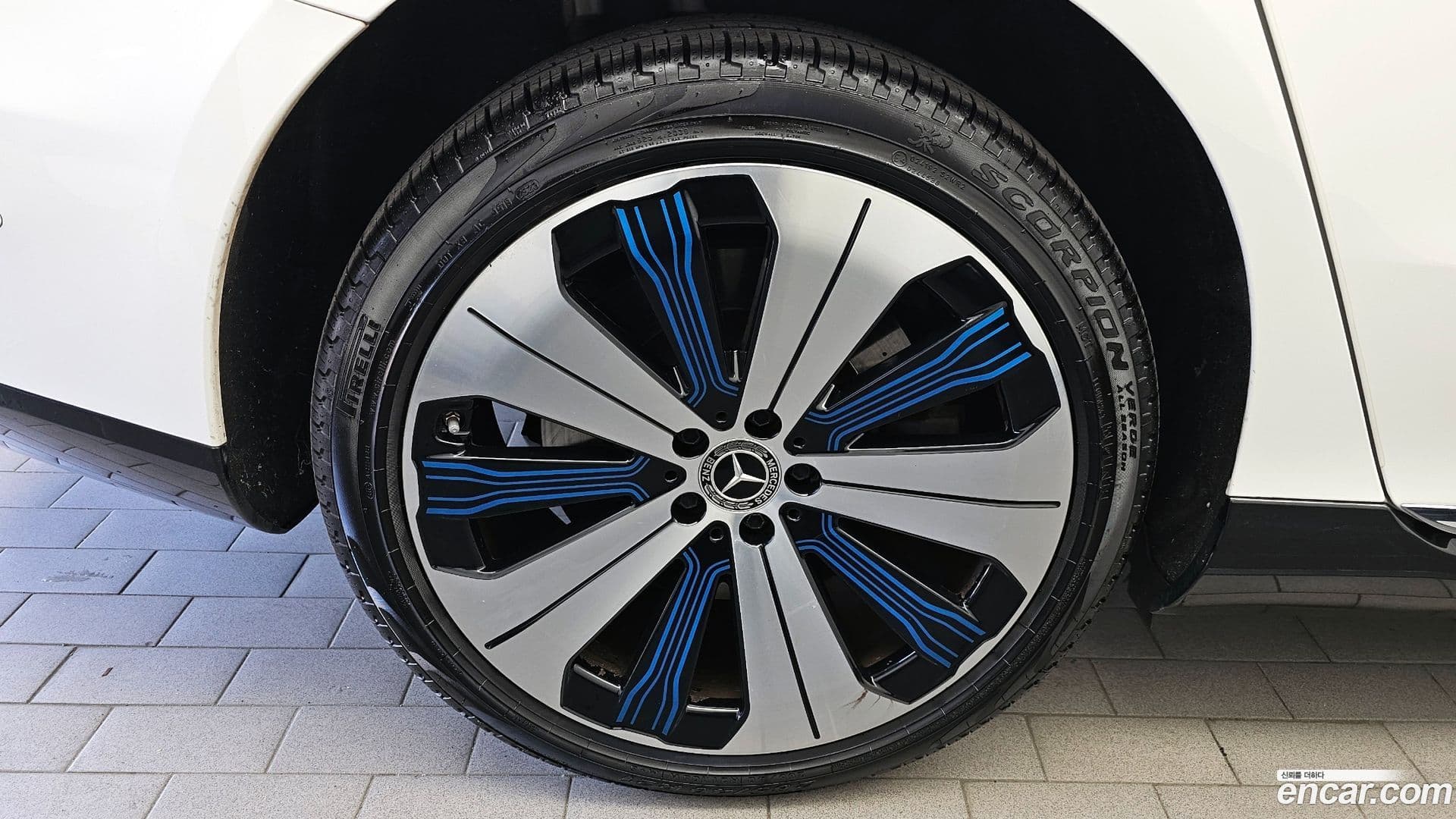 Main__Slider__Photo:EQS Mercedes-Benz 2022.10-20