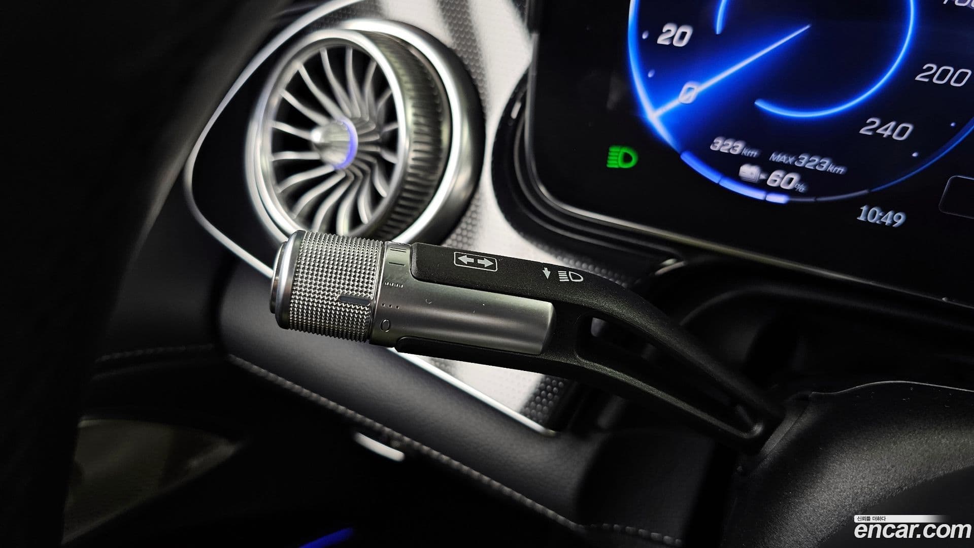 Main__Slider__Photo:EQS Mercedes-Benz 2022.10-38